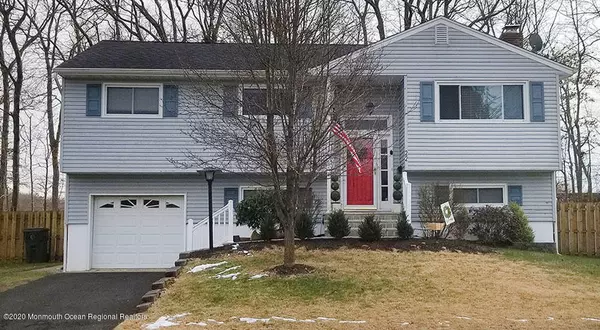 22 Nevada Drive, Hazlet, NJ 07730