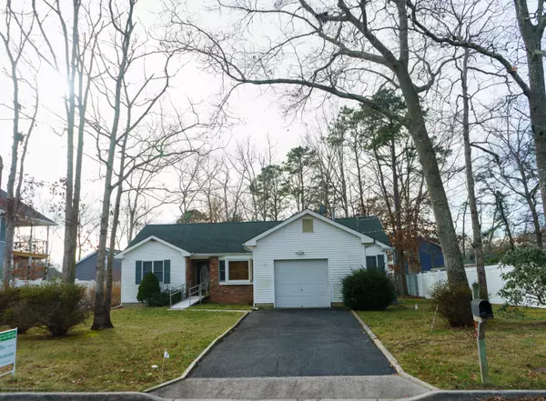 Manahawkin, NJ 08050,117 Gunwale Road