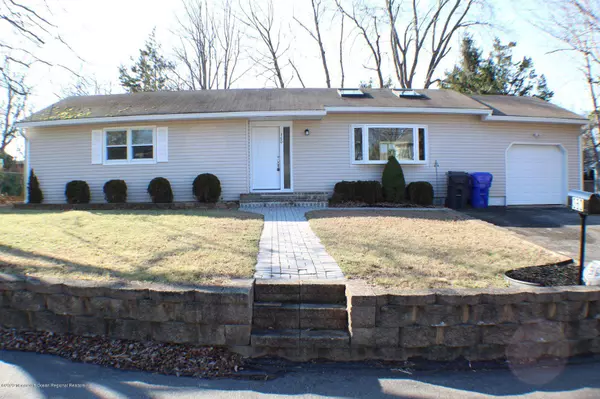 360 Evergreen Drive, Brick, NJ 08723