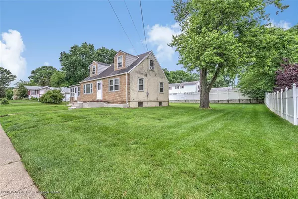 190 Somerset Street, Ewing, NJ 08638