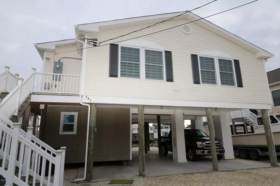 345 Kingfisher Road, Tuckerton, NJ 08087