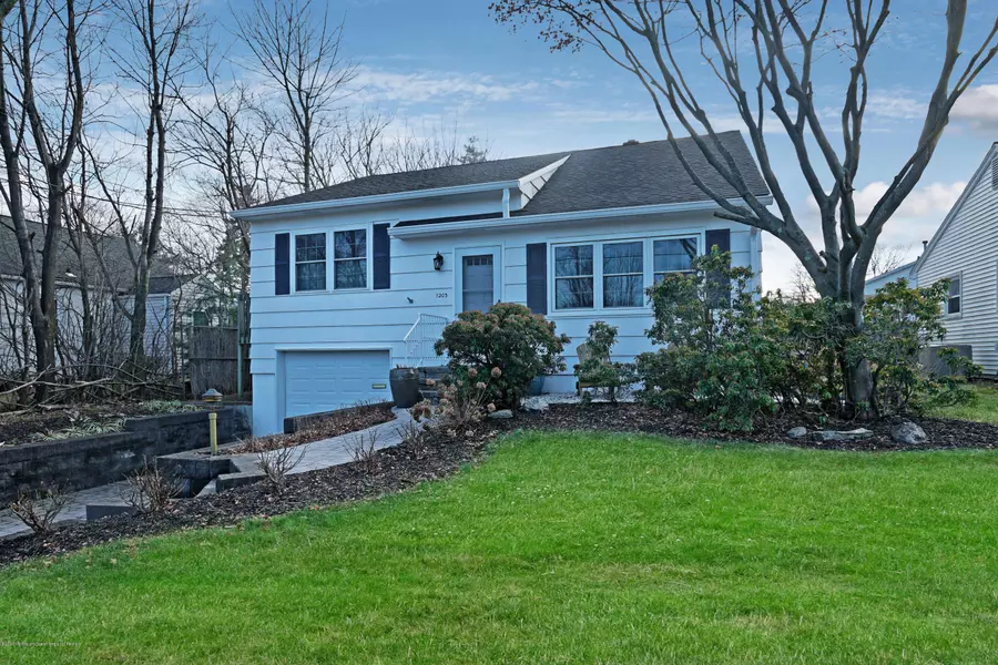 1203 Jefferson Avenue, Manasquan, NJ 08736