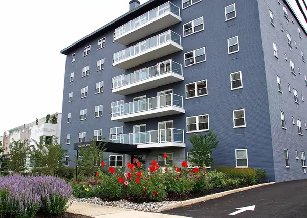 Asbury Park, NJ 07712,1706 Park Avenue #3C