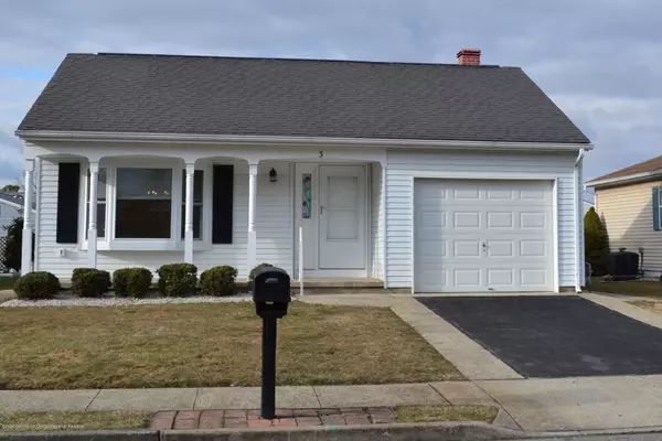 3 Noranda Street, Toms River, NJ 08757