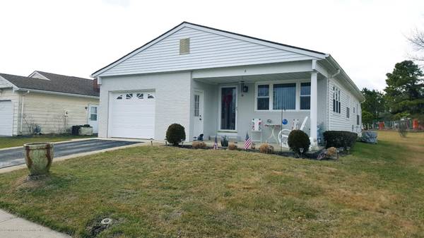 9 Redhook Bay Drive, Toms River, NJ 08757