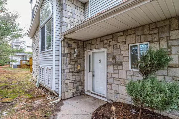 Laurence Harbor, NJ 08879,9 Picaron Place #46