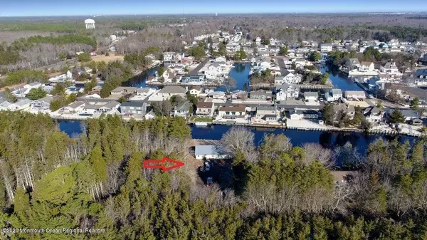 Lanoka Harbor, NJ 08734,112 Terry Avenue