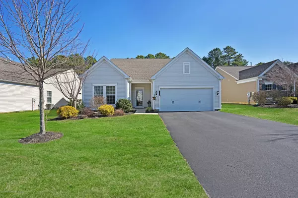 5 Ascot Lane, Manchester, NJ 08759