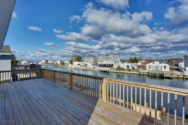 Little Egg Harbor, NJ 08087,32 Lake Huron Drive