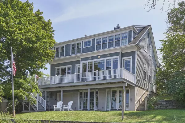 Fair Haven, NJ 07704,923 River Road