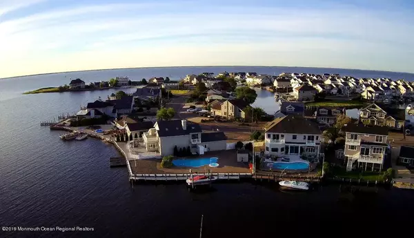 Lanoka Harbor, NJ 08734,1162 Laurel Boulevard