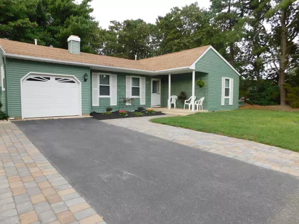 Whiting, NJ 08759,54 Birchwood Drive