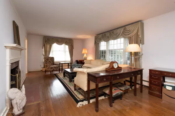 Sea Girt, NJ 08750,102 Stockton Boulevard