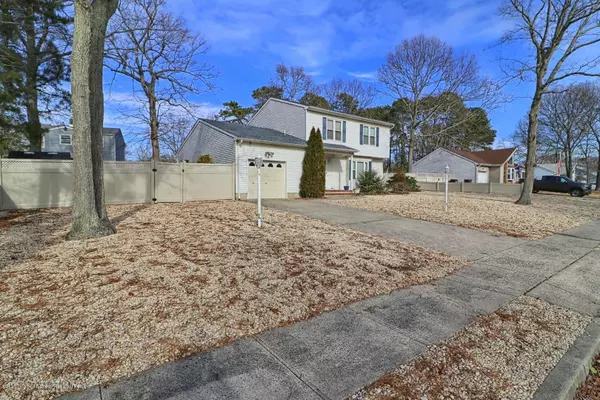 Berkeley, NJ 08721,269 Bayville Avenue