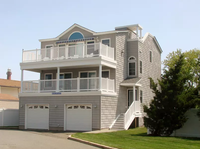 30 W 5th Street #16, Barnegat Light, NJ 08006