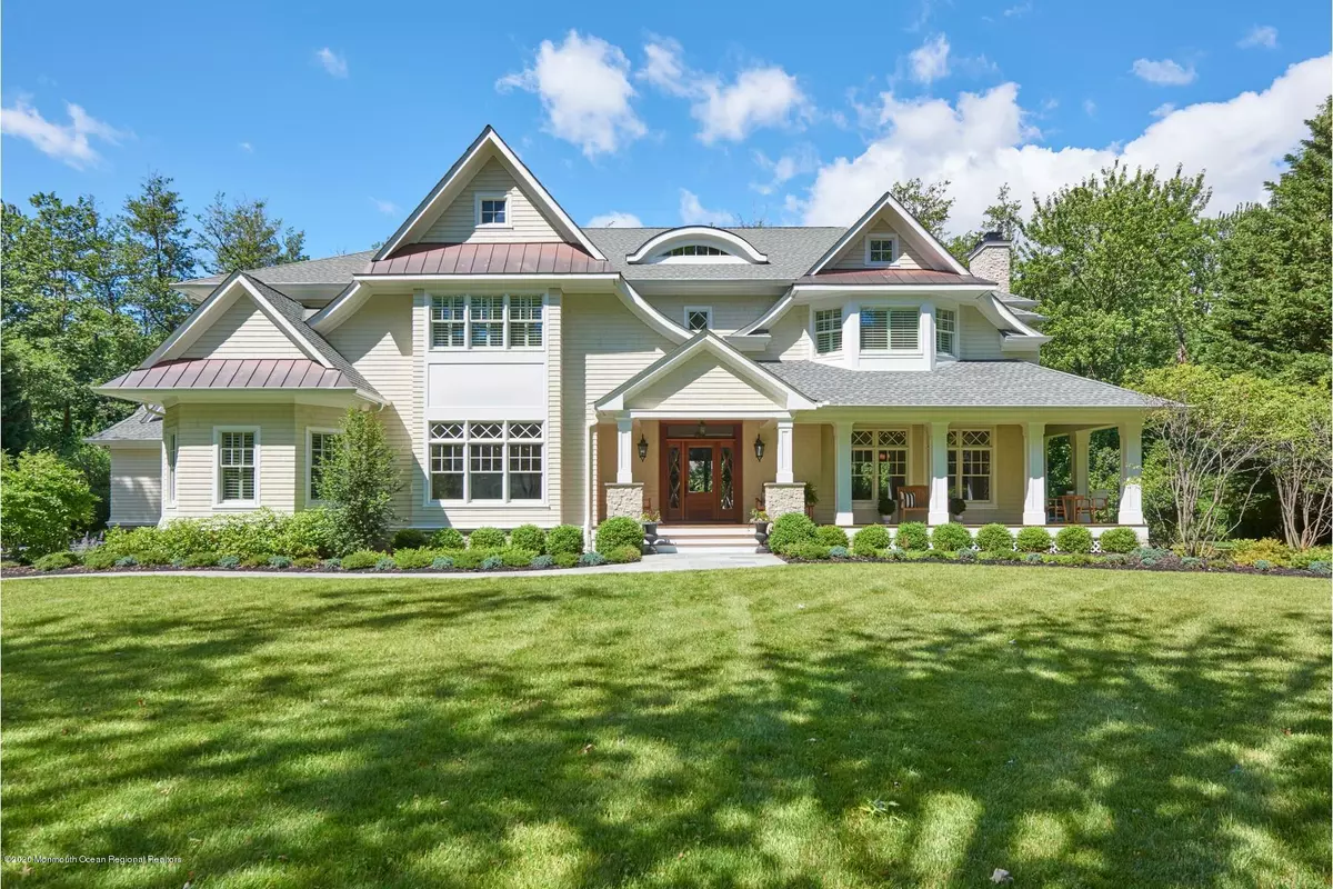 Rumson, NJ 07760,8 Heathcliff Road