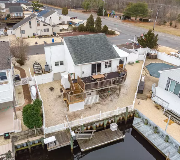 Manahawkin, NJ 08050,101 Eileen Lane