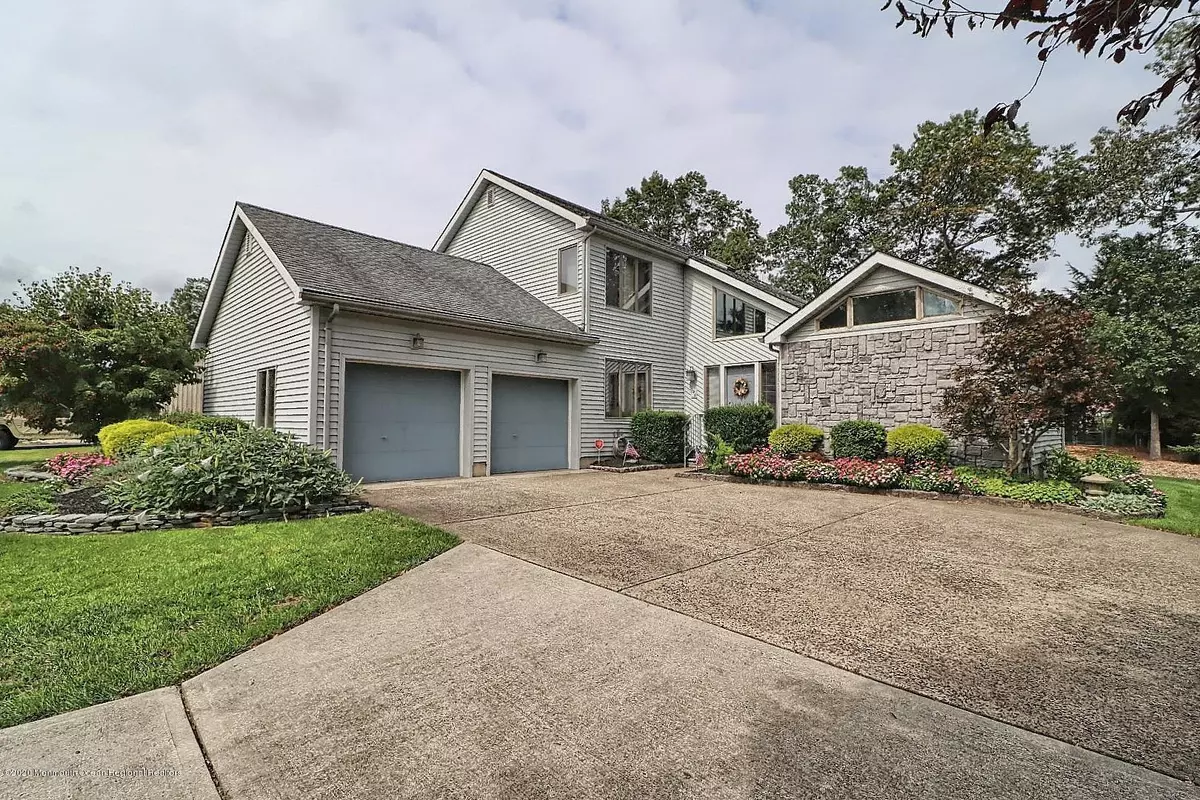 Lanoka Harbor, NJ 08734,726 Oxford Road