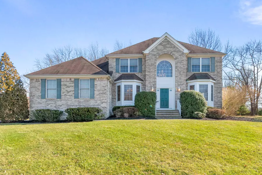 10 Pointe Circle, Jackson, NJ 08527
