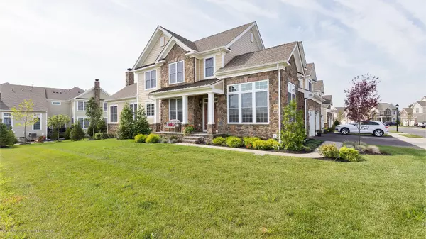 14 Langton Drive, Holmdel, NJ 07733