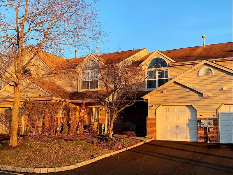 936 Thomas Avenue, North Brunswick, NJ 08902