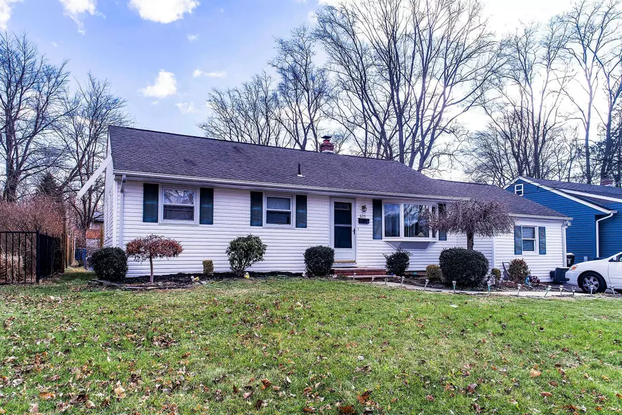 605 Turner Drive, Belford, NJ 07718