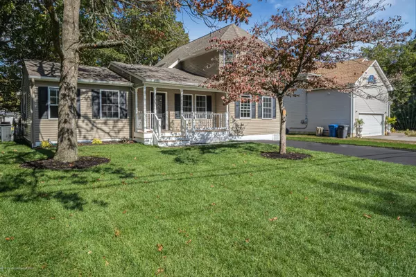 Manahawkin, NJ 08050,1030 Barnacle Drive