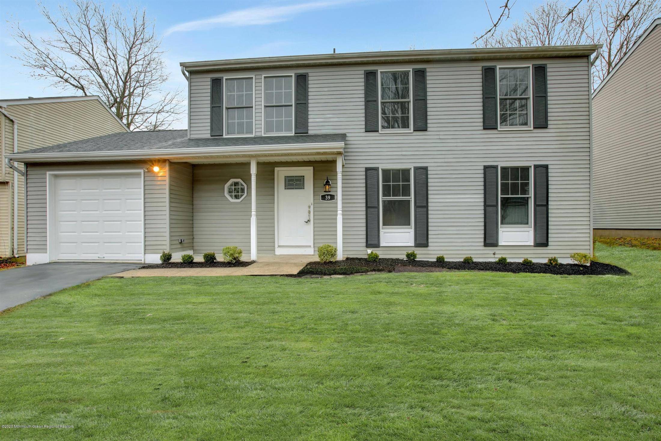39 Bayside Avenue, Barnegat, NJ 08005