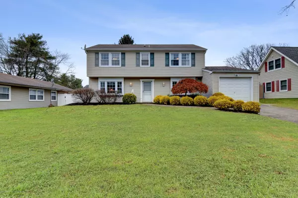 Aberdeen, NJ 07747,15 Ormont Lane