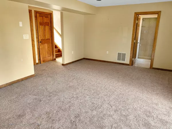 Old Bridge, NJ 08857,47 Mountbatten Drive