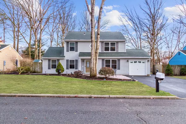 2332 Huckleberry, Manchester, NJ 08759