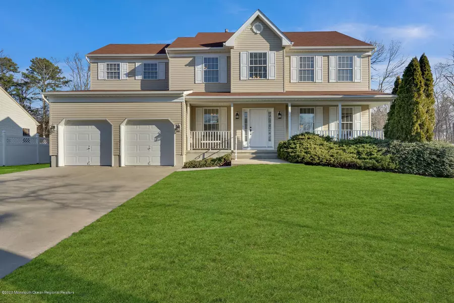 31 Brittany Drive, Bayville, NJ 08721