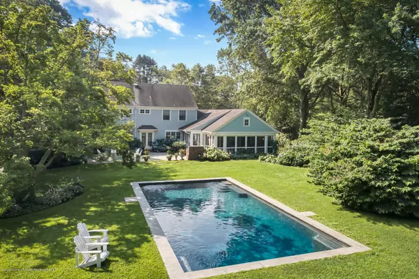 Rumson, NJ 07760,8 Woodside Drive