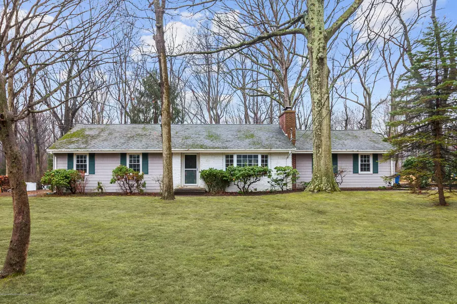 776 Nutswamp Road, Red Bank, NJ 07701