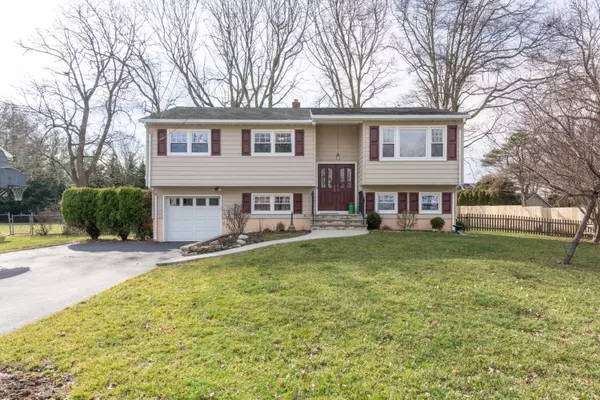 47 Edgewood Avenue, Little Silver, NJ 07739