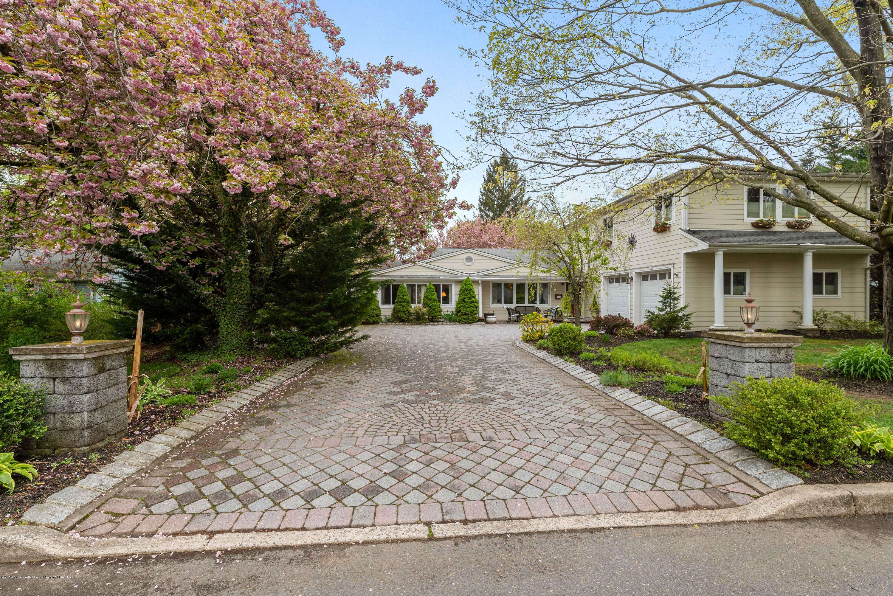 Shrewsbury Boro, NJ 07702,100 Westend Avenue