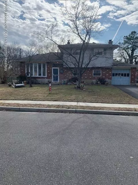 Howell, NJ 07731,38 Alan Terrace