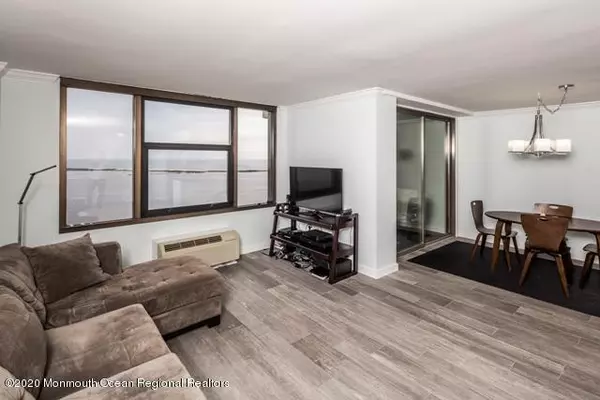 Highlands, NJ 07732,1 Scenic Drive #808