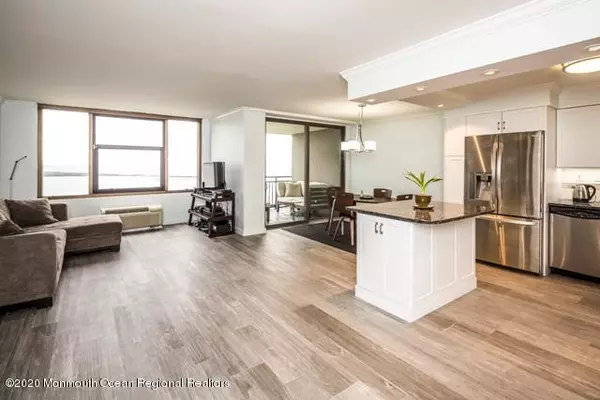 1 Scenic Drive #808, Highlands, NJ 07732