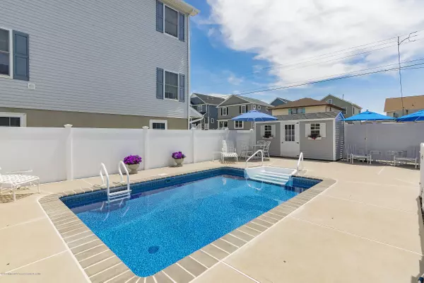 Ortley Beach, NJ 08751,324 Fort Avenue