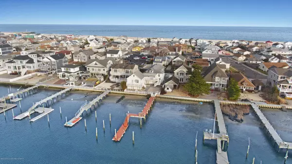 Point Pleasant Beach, NJ 08742,211 Randall Avenue