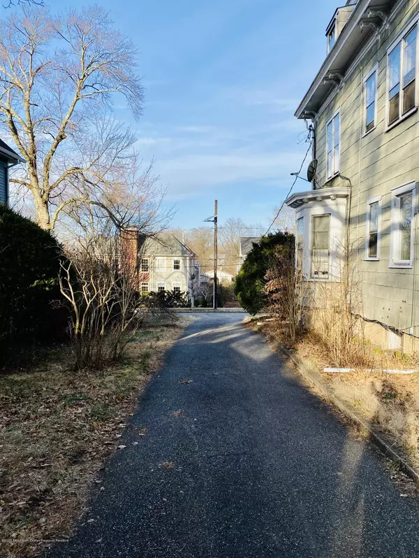 Englewood, NJ 07631,475 Valley Place