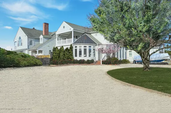 908 Barnegat Lane, Mantoloking, NJ 08738