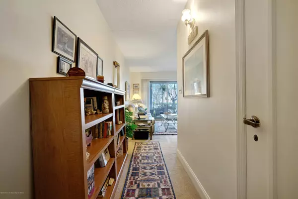 Wall, NJ 07719,1838 State Route 35 #27