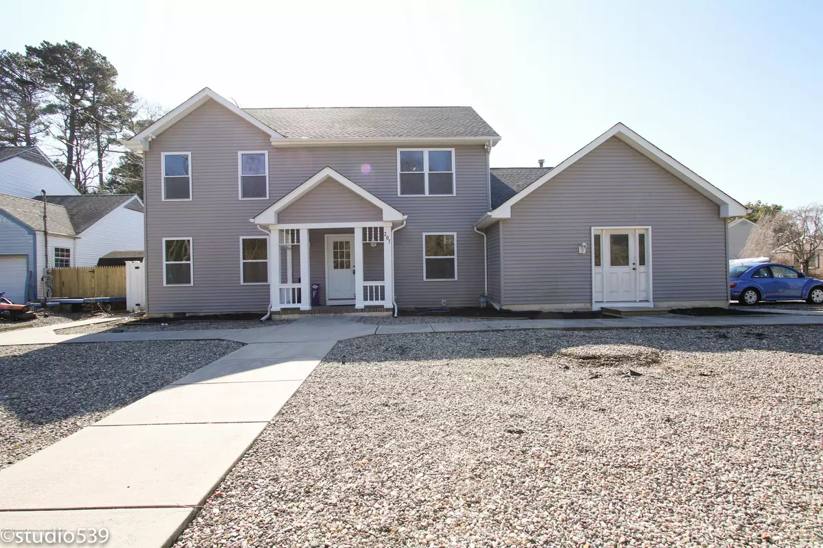 Little Egg Harbor, NJ 08087,207 Oak Lane