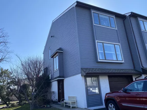 Highlands, NJ 07732,201 Marina Drive