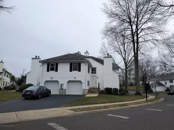 2502 Buckingham Circle, Middletown, NJ 07748