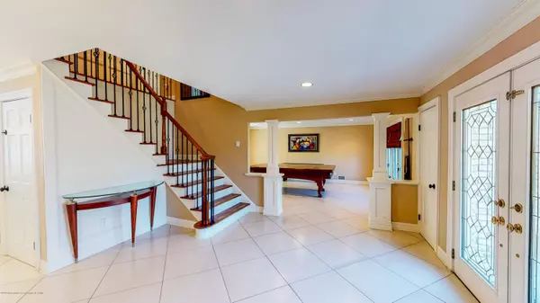 Ocean Twp, NJ 07712,10 Violet Drive