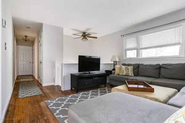 Matawan, NJ 07747,3 Annmar Drive