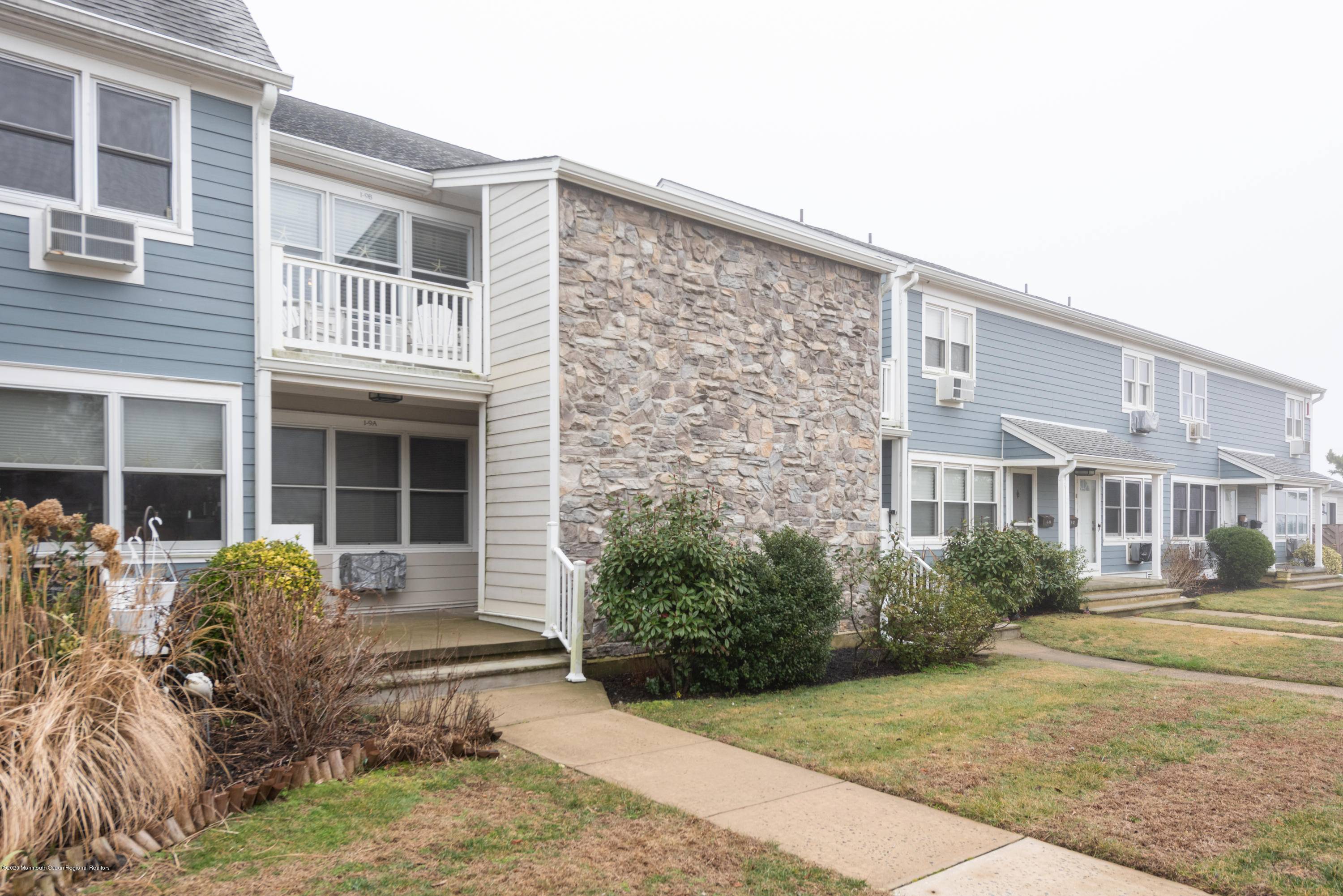 100 Seaview Avenue #9B, Monmouth Beach, NJ 07750